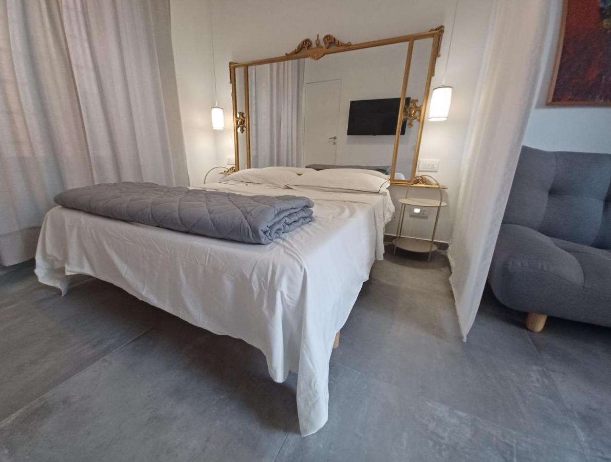 Appia Suite Apartament - Loft Con Giardino Roma Esterno foto